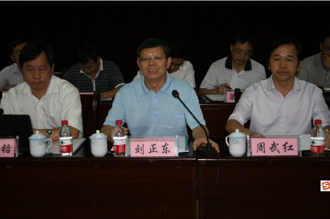 百色市委書記劉正東：加快推進百色生態(tài)鋁型產業(yè)基地建設