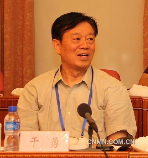 中國(guó)工程院副院長(zhǎng)、院士干勇