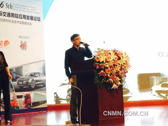 賽迪新能源汽車(chē)產(chǎn)業(yè)研究中心總經(jīng)理汪家紅