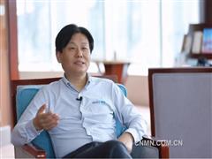 訪?？松梨谥袊?guó)企業(yè)用戶潤(rùn)滑油業(yè)務(wù)部副總經(jīng)理周蘇平